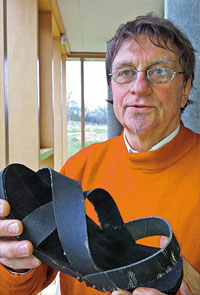 Reinhold Hemker - Gebrauchte Schuhe sammeln und dabei Geld verdienen